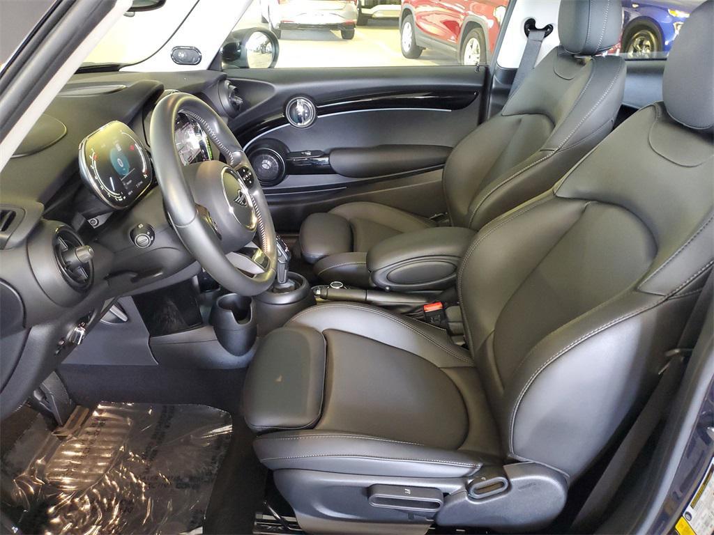 used 2023 MINI Hardtop car, priced at $24,799