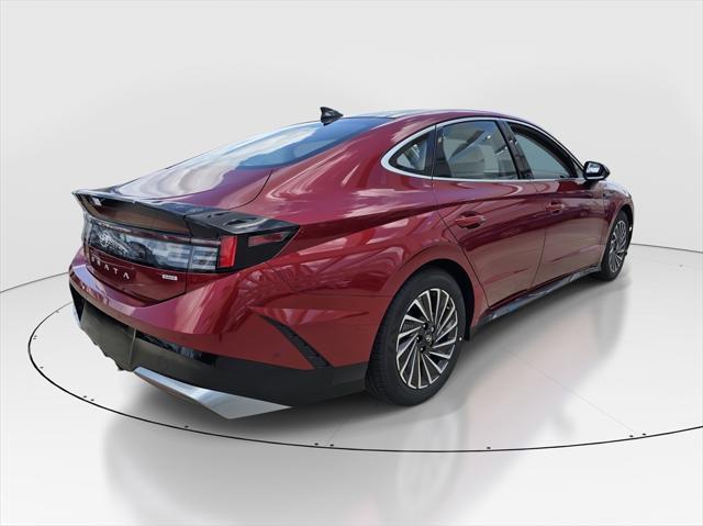 new 2025 Hyundai Sonata Hybrid car, priced at $33,703