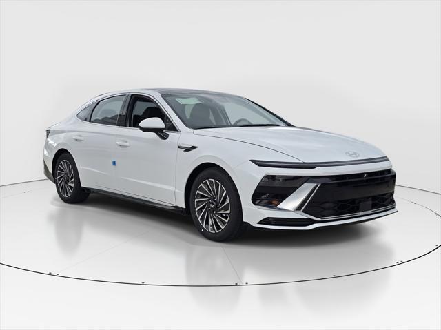 new 2025 Hyundai Sonata Hybrid car, priced at $33,540