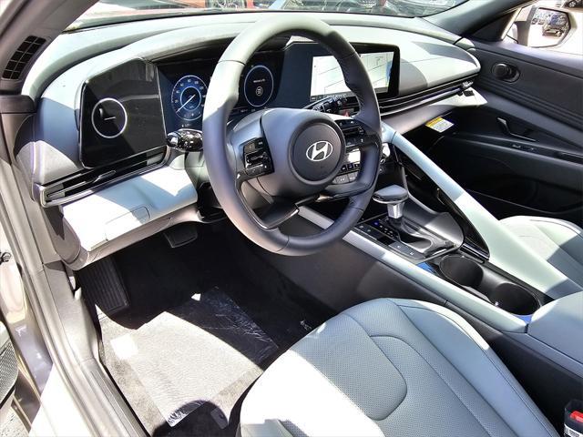 new 2025 Hyundai Elantra car