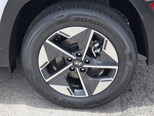 new 2025 Hyundai TUCSON Hybrid car, priced at $38,990