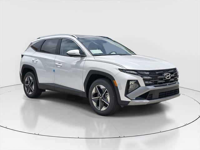 new 2025 Hyundai TUCSON Hybrid car, priced at $38,990