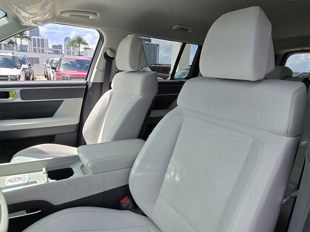 new 2025 Hyundai Santa Fe car, priced at $36,355