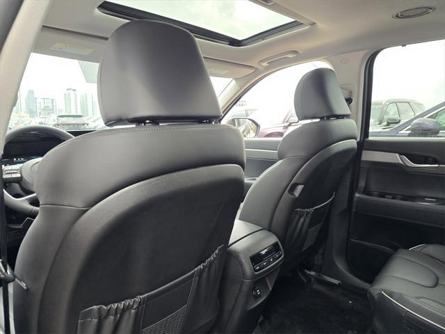 new 2025 Hyundai Palisade car, priced at $45,170