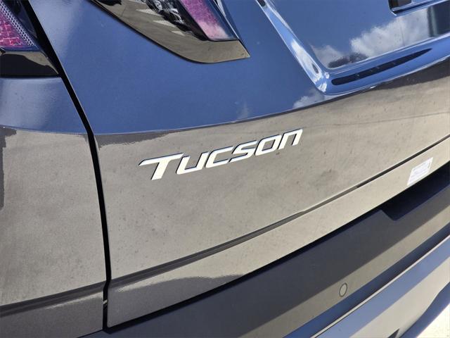 new 2025 Hyundai TUCSON Hybrid car, priced at $43,385