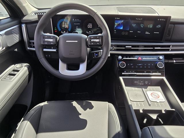 new 2025 Hyundai Santa Fe car, priced at $40,105