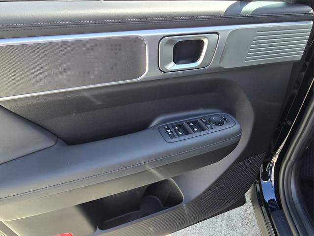 new 2025 Hyundai Santa Fe car, priced at $40,105