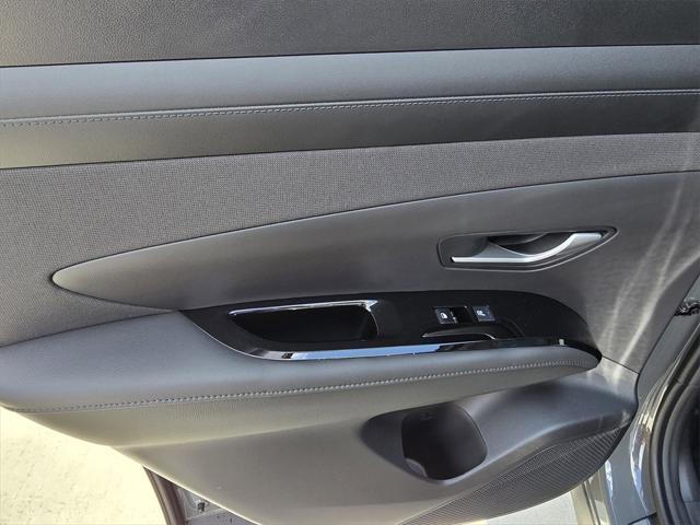 new 2025 Hyundai Tucson car, priced at $42,205