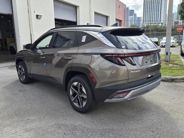 new 2025 Hyundai TUCSON Hybrid car, priced at $38,510
