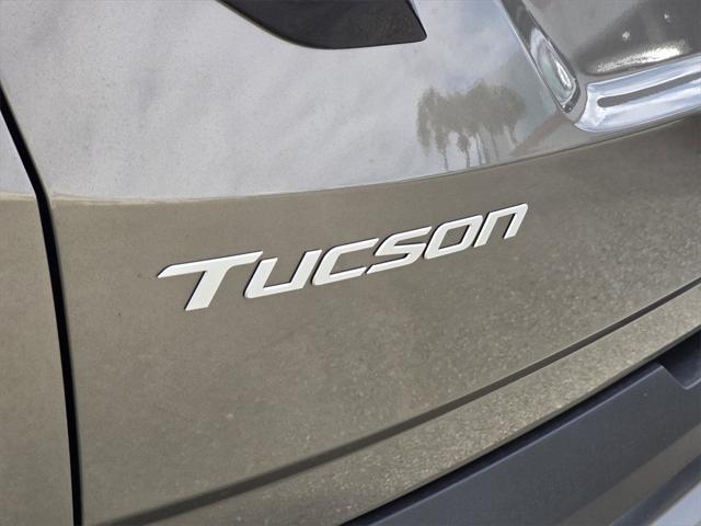 new 2025 Hyundai TUCSON Hybrid car, priced at $38,510