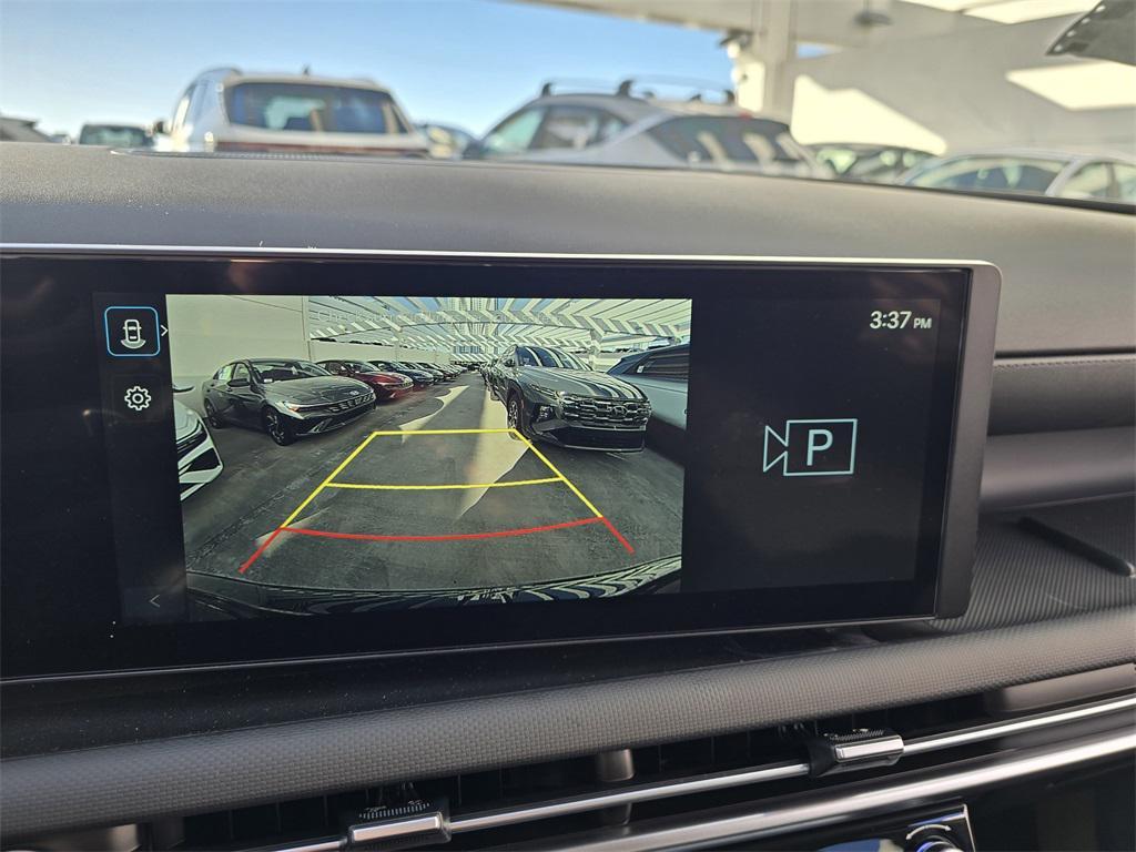 new 2025 Hyundai TUCSON Hybrid car