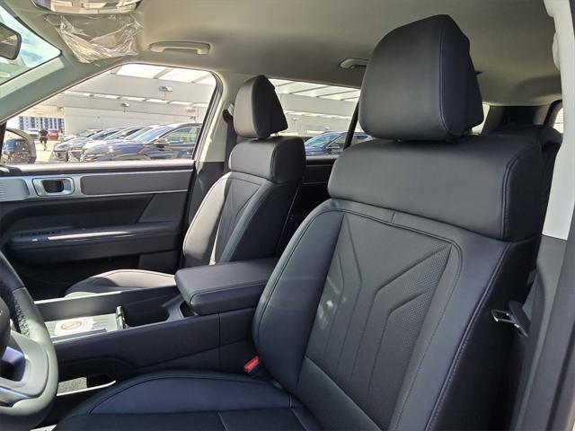new 2025 Hyundai Santa Fe car, priced at $40,580