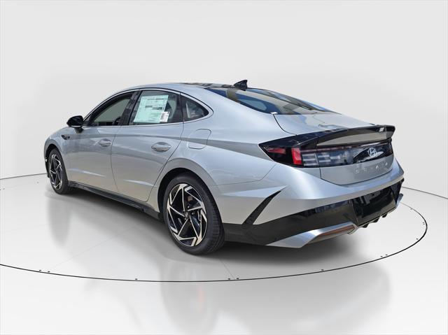 new 2025 Hyundai Sonata car, priced at $33,048