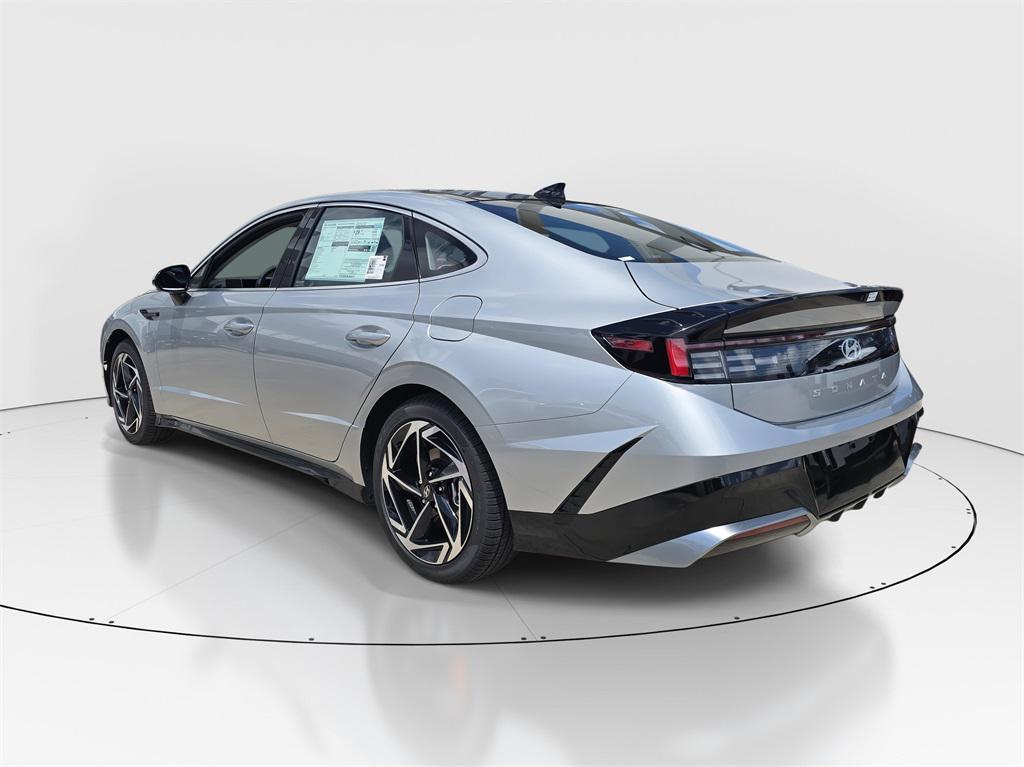 new 2025 Hyundai Sonata car, priced at $33,048