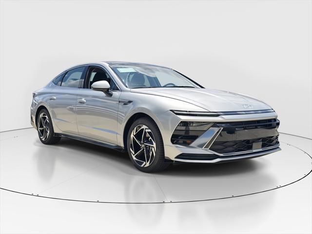 new 2025 Hyundai Sonata car, priced at $33,048