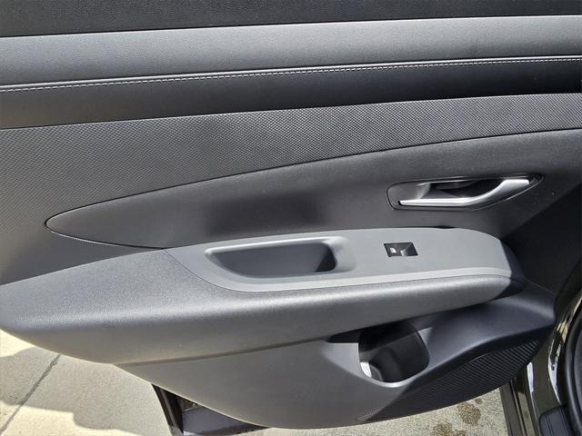 new 2025 Hyundai Tucson car, priced at $30,865