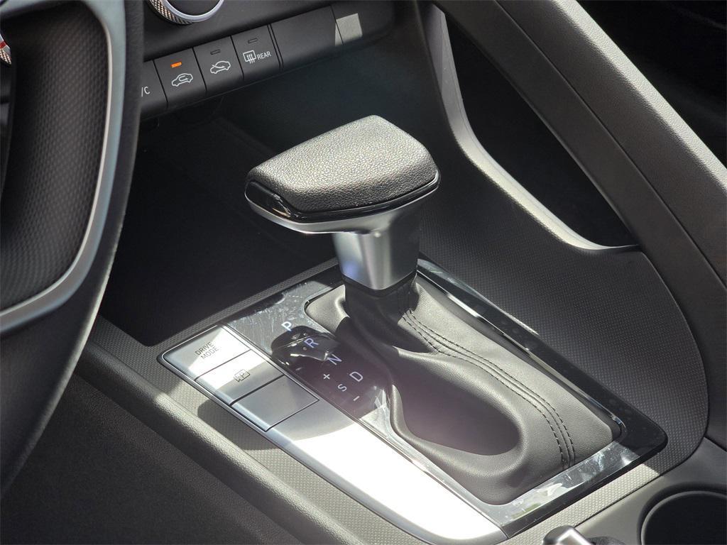 new 2025 Hyundai Elantra car, priced at $24,480