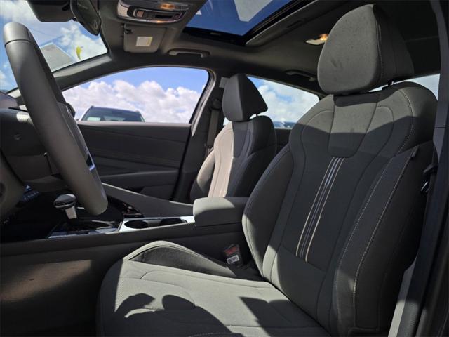 new 2025 Hyundai Elantra car, priced at $27,585