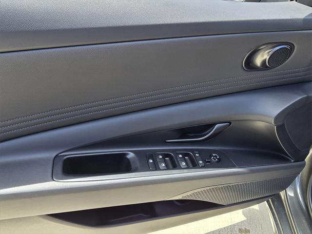 new 2025 Hyundai Elantra car, priced at $25,060