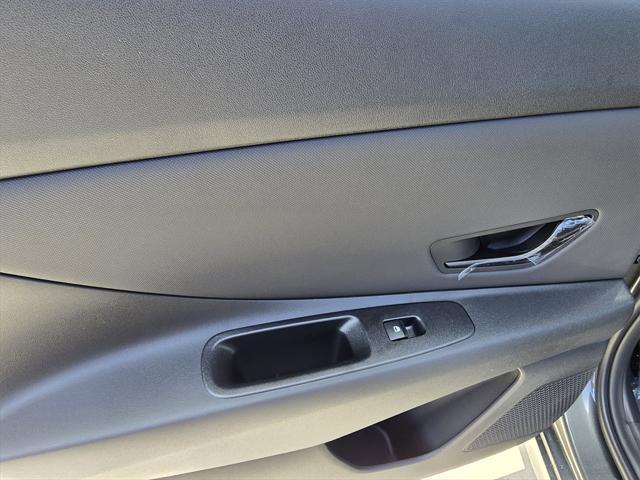 new 2025 Hyundai Elantra car, priced at $25,060