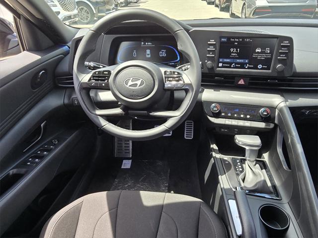 new 2025 Hyundai Elantra car, priced at $25,060
