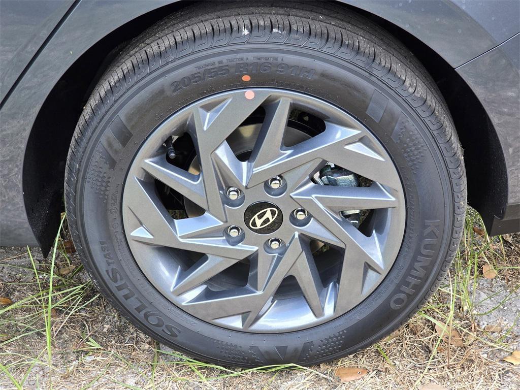 new 2025 Hyundai ELANTRA HEV car, priced at $27,270