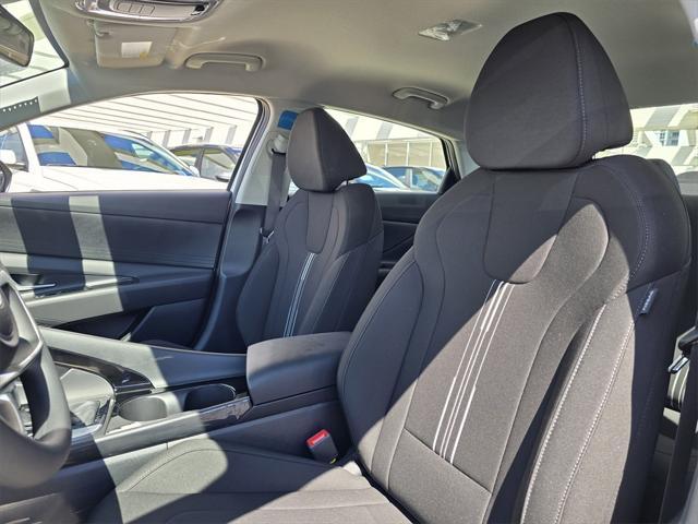 new 2025 Hyundai ELANTRA HEV car, priced at $27,270