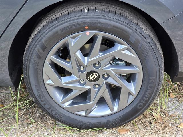 new 2025 Hyundai ELANTRA HEV car, priced at $27,270
