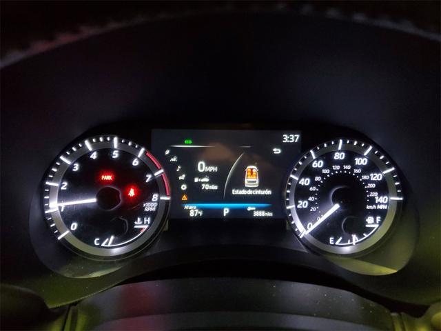 used 2023 Toyota Highlander car, priced at $34,999