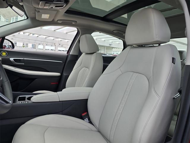 new 2025 Hyundai Sonata Hybrid car, priced at $39,440