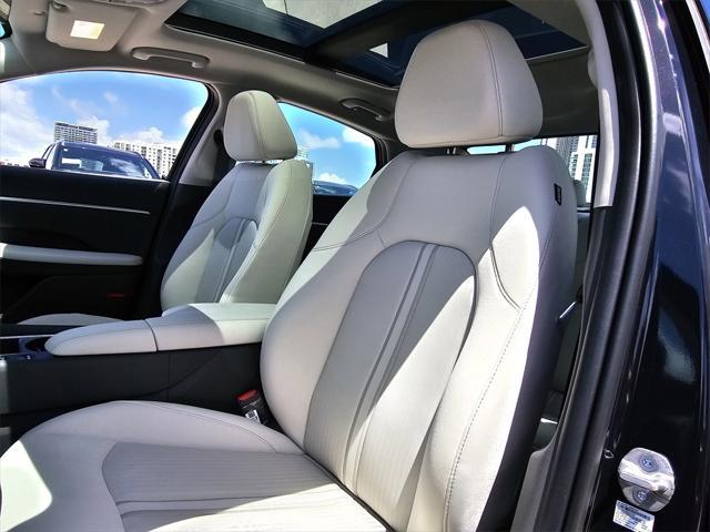 new 2025 Hyundai Sonata car, priced at $32,880