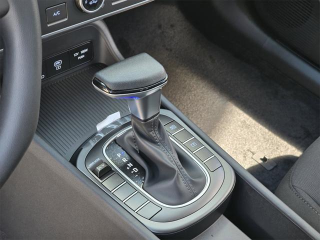new 2025 Hyundai Kona car