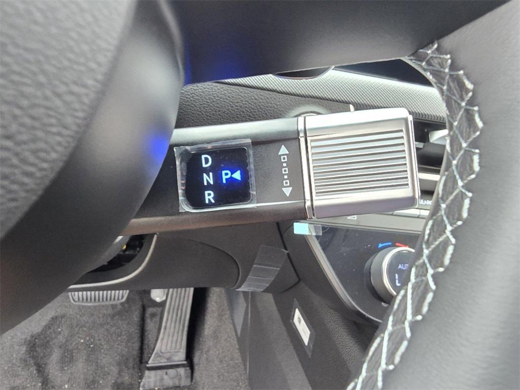 new 2025 Hyundai Sonata Hybrid car, priced at $32,705