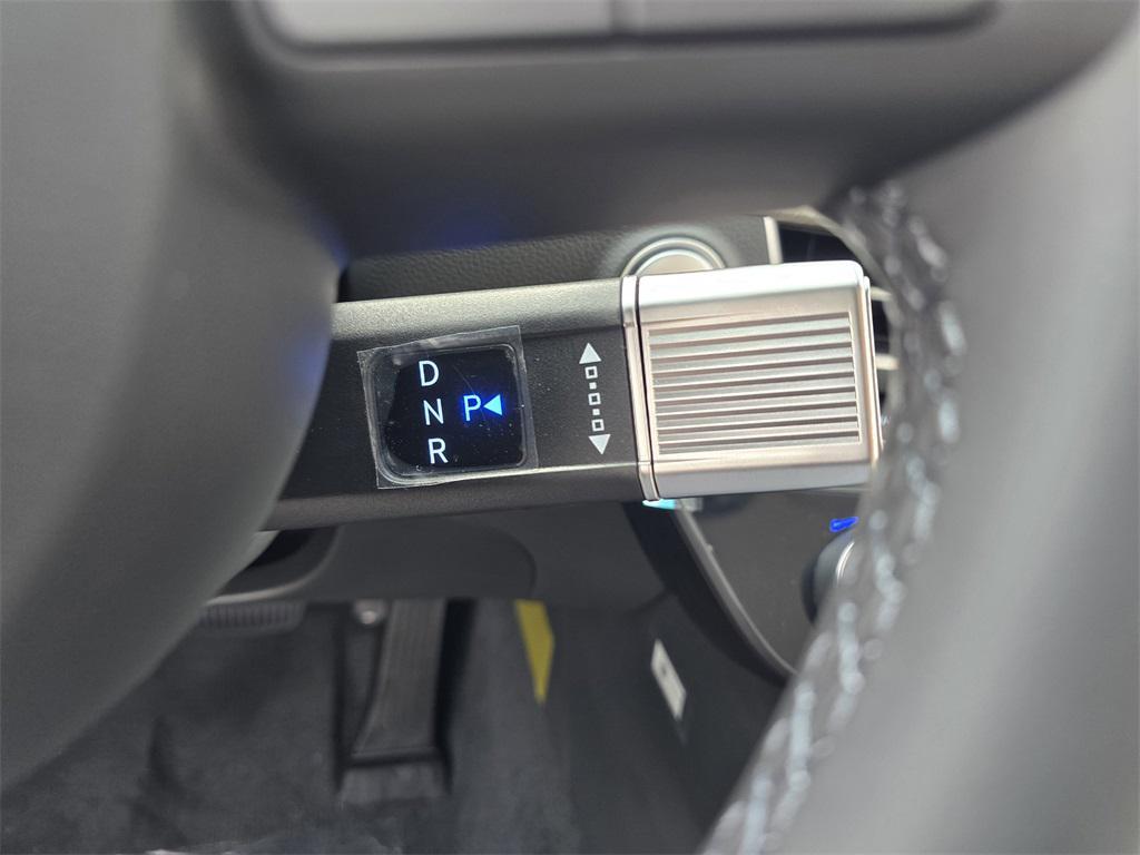 new 2025 Hyundai Sonata Hybrid car, priced at $32,985