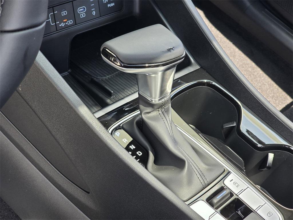 new 2026 Hyundai Tucson car, priced at $35,975