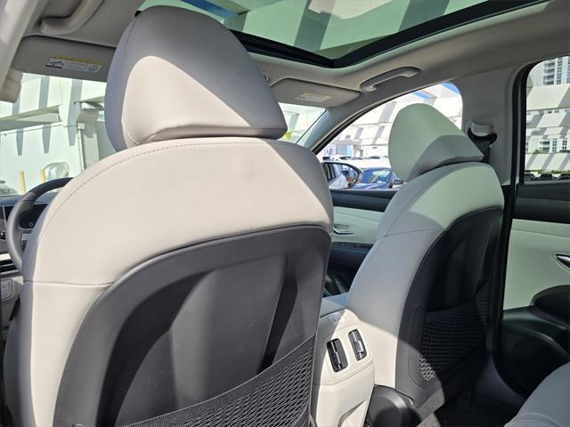 new 2025 Hyundai TUCSON Hybrid car, priced at $38,510