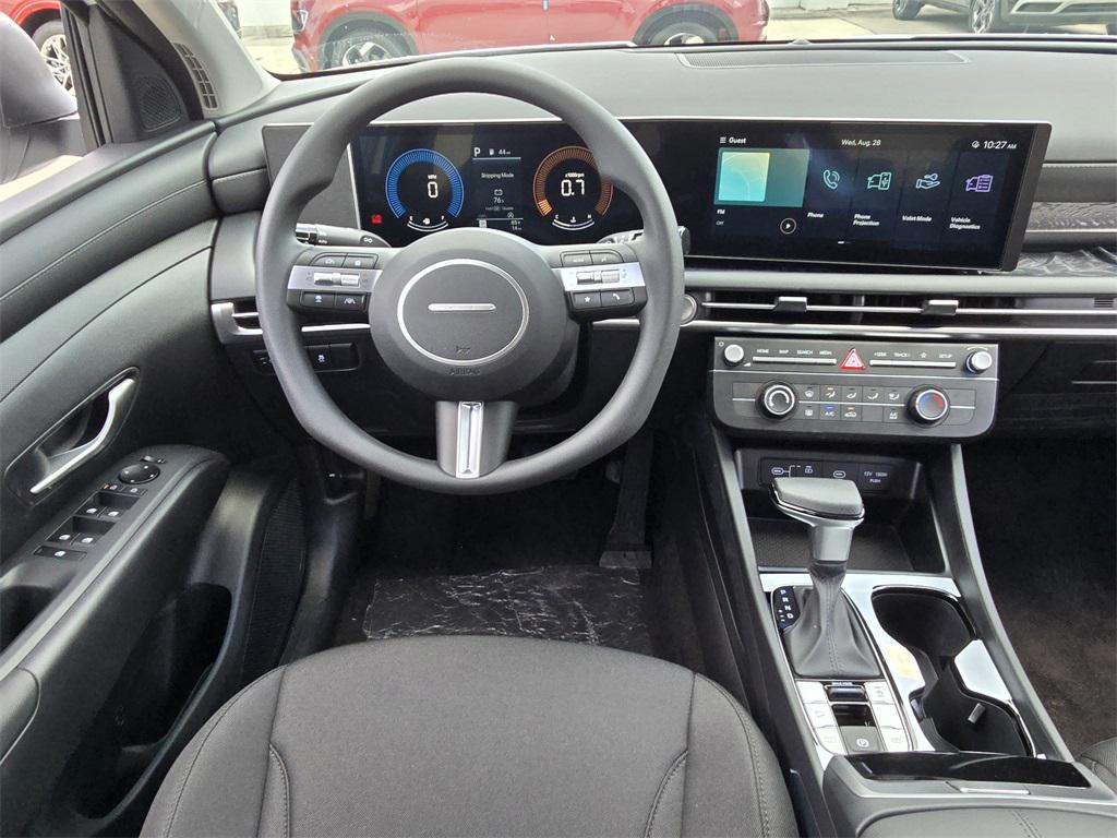 new 2025 Hyundai Tucson car, priced at $31,255