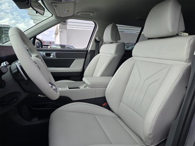 new 2025 Hyundai Santa Fe car, priced at $40,134