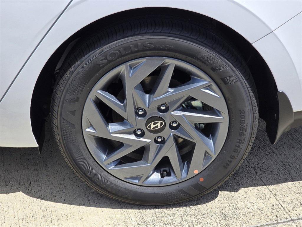 new 2025 Hyundai ELANTRA HEV car, priced at $27,240
