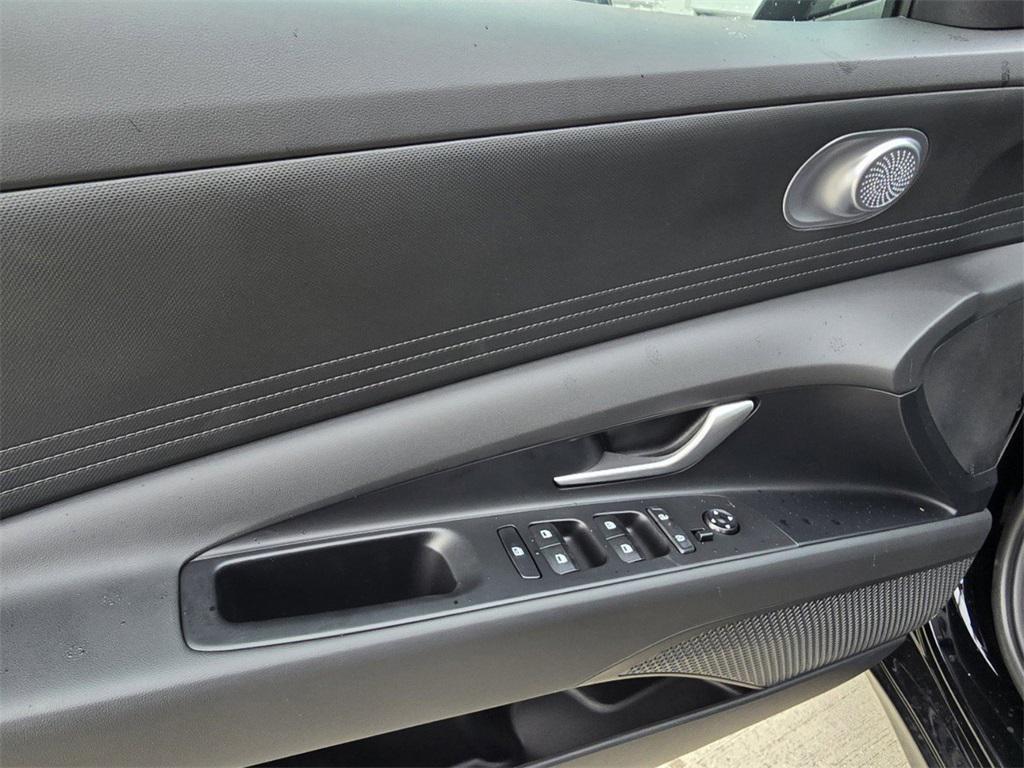 new 2025 Hyundai ELANTRA HEV car, priced at $27,240