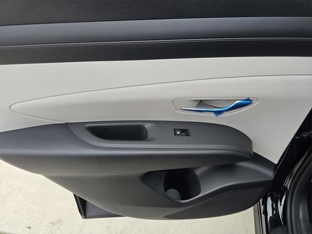 new 2025 Hyundai Tucson car, priced at $33,075