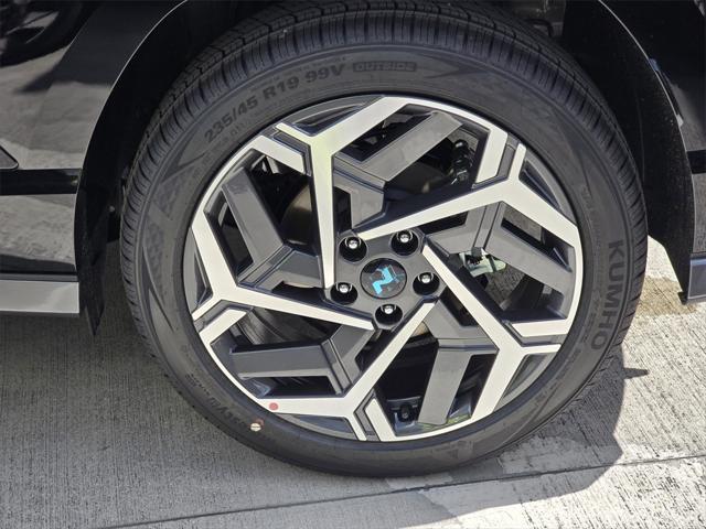 new 2025 Hyundai Kona car, priced at $31,614