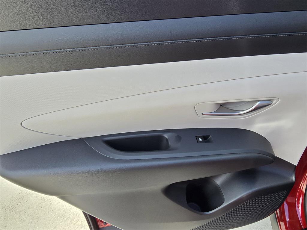 new 2025 Hyundai Tucson car, priced at $31,405