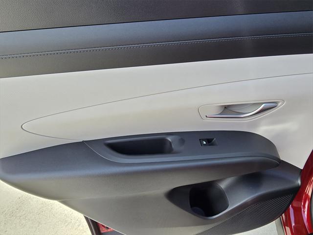 new 2025 Hyundai Tucson car, priced at $31,405