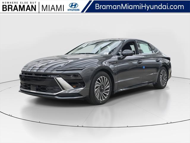 new 2025 Hyundai Sonata Hybrid car, priced at $33,153