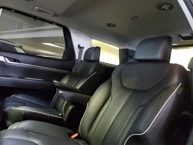used 2023 Hyundai Palisade car, priced at $32,990