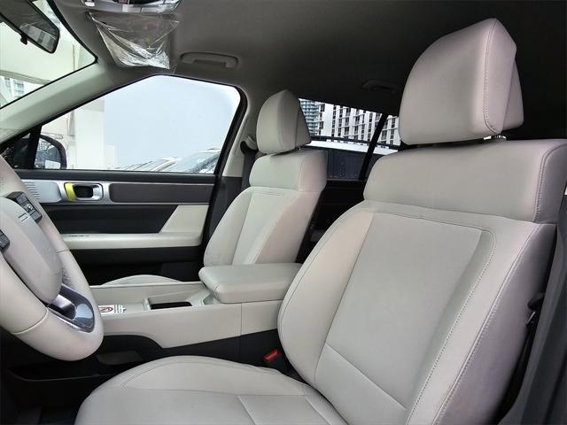 new 2025 Hyundai Santa Fe car, priced at $36,505