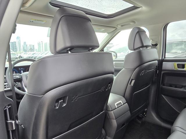 new 2025 Hyundai Santa Fe car, priced at $44,005