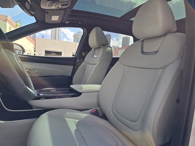 new 2025 Hyundai TUCSON Hybrid car, priced at $43,885