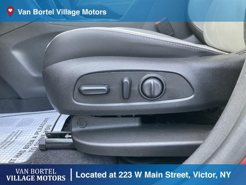 used 2020 Chevrolet Equinox car, priced at $21,900